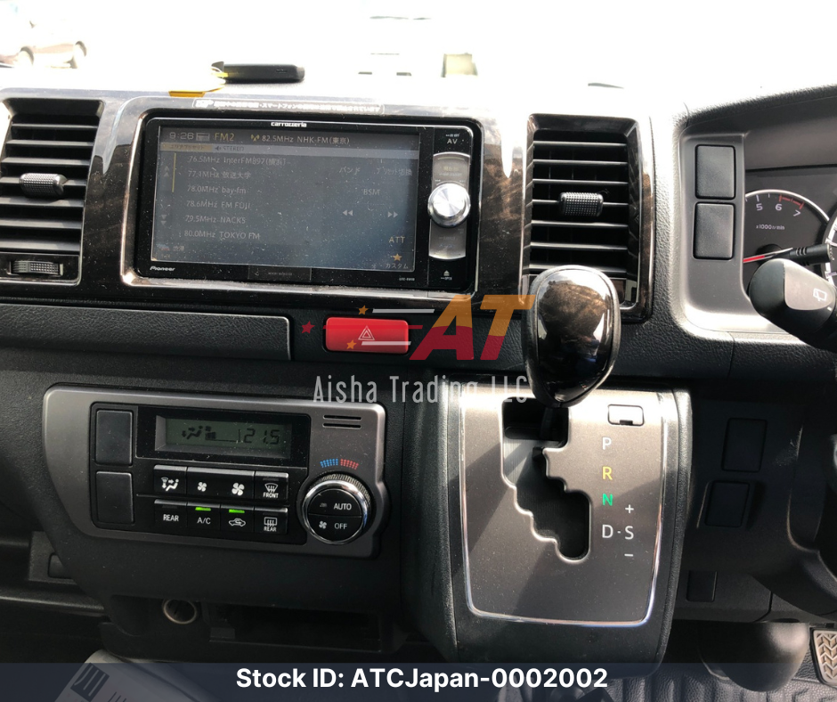 2016 TOYOTA HIACE
